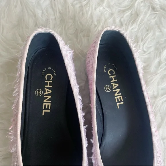 Chanel Pink Tweed Ballerina Flats Black Patent Leather Cap Toe CC Logo size 38 - Picture 4 of 13